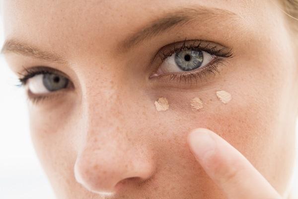 Come fare il trucco 'baking' - Passo 4