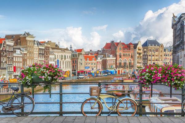 Le città più belle del mondo: classifica di destini imperdibili - Amsterdam, Olanda