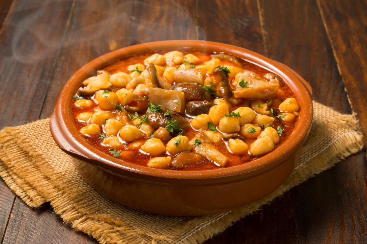 Ceci con funghi, una ricetta ideale per l'autunno e inverno