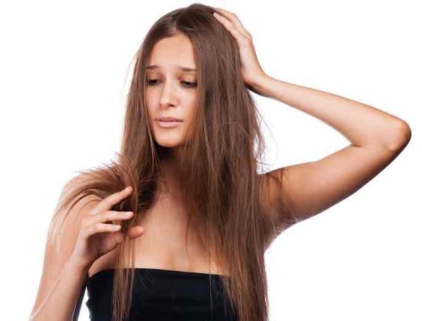 Come usare la vaselina per i capelli