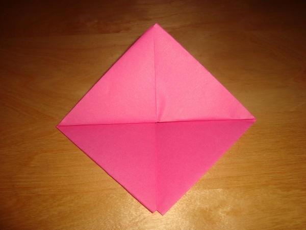 Come fare una barchetta di carta passo dopo passo - Passo 8