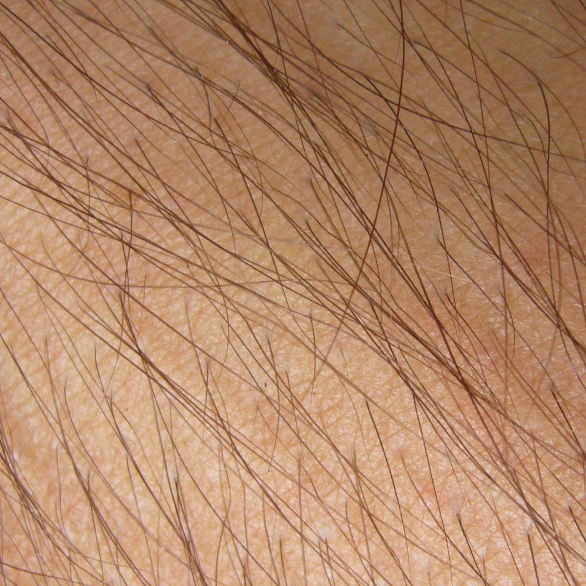 Come decolorare i peli del corpo