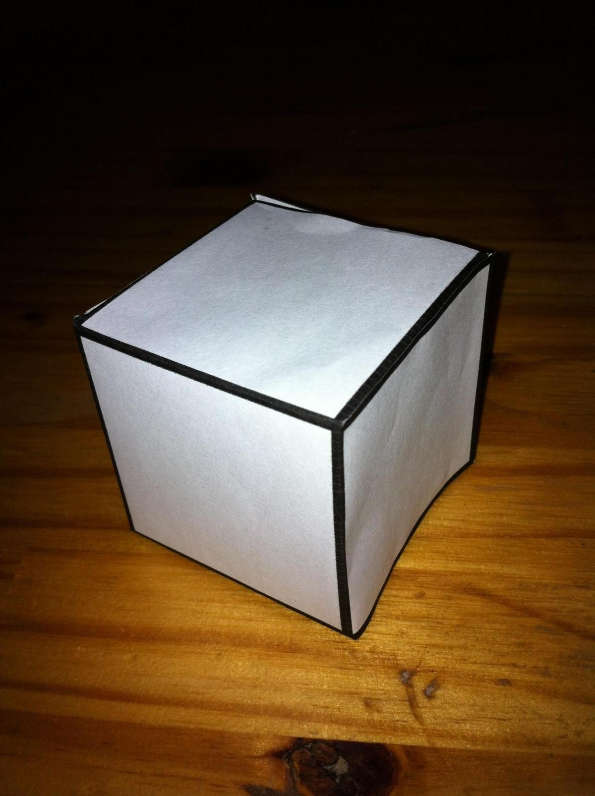 Come fare un cubo col cartoncino