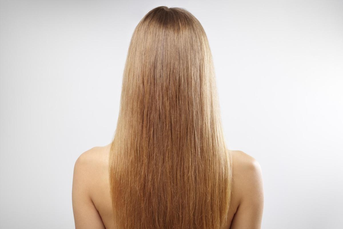 Come far crescere i capelli velocemente: metodi e trucchi