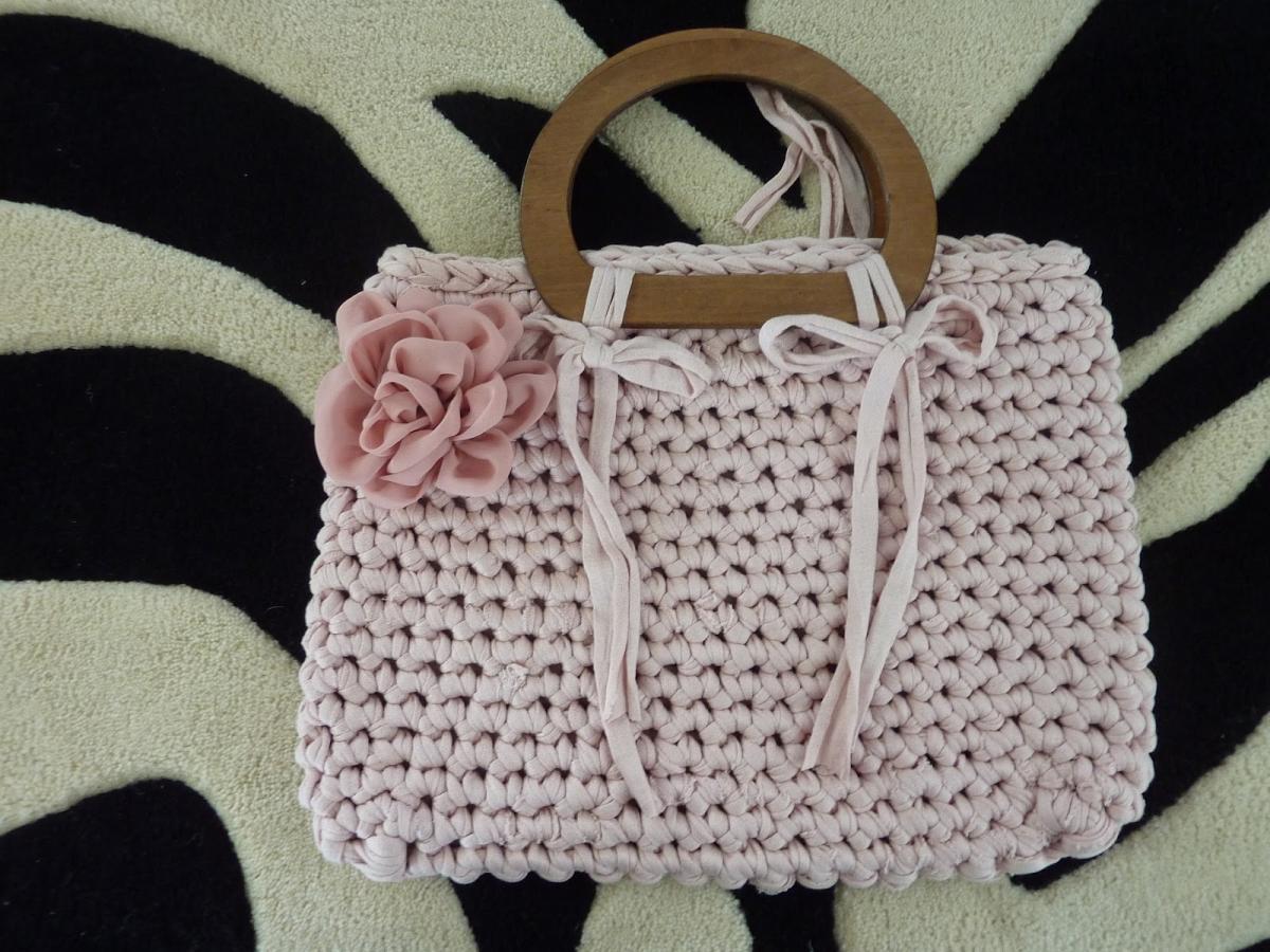 Come fare una borsa con una maglietta